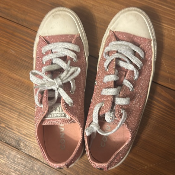 Pink sparkly converse - Picture 4 of 9